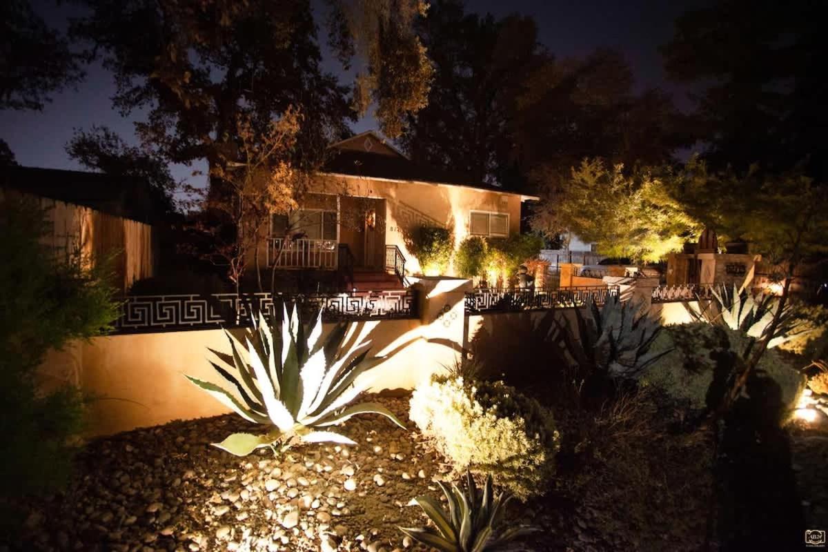 Seq Parks-house With Hot Tub Fire Pit Koi Pond Outdoor Kitchen Visalia